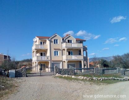 Apartmani Skender, частни квартири в града Dobrinj, Хърватия - Apartmani Skender