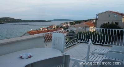 Apartmani Gordan, Privatunterkunft im Ort Seget Donji, Kroatien