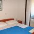Apartmani Magda, Privatunterkunft im Ort Brač Supetar, Kroatien - Ap4-soba