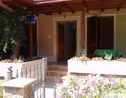 Sobe u centru Ohrida, Privatunterkunft im Ort Ohrid, Mazedonien