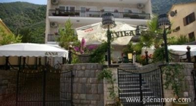 Apartmani i sobe "Stoliv", Privatunterkunft im Ort Prčanj, Montenegro
