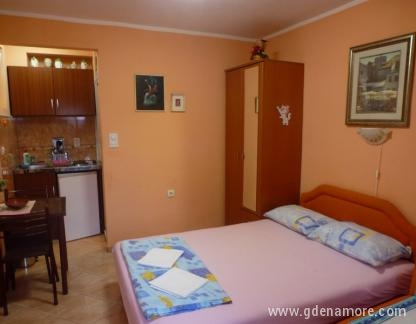 Igalo, apartmani i sobe, Privatunterkunft im Ort Igalo, Montenegro - apartman