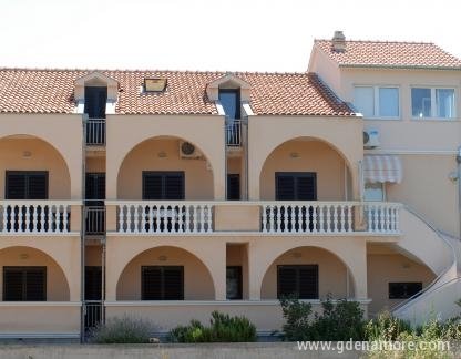 Apartmani Botica, private accommodation in city Vodice, Croatia - Apartmani Botica