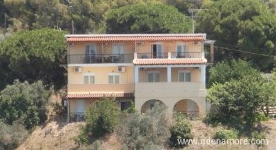 Villa Kavourakia, Privatunterkunft im Ort Skiathos, Griechenland