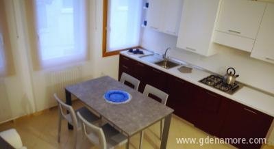 SINFONIA APARTMENT, Частный сектор жилья Venezia, Италия