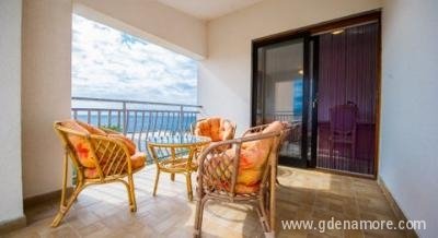 Apartman Dora (4+2), Privatunterkunft im Ort Rogoznica, Kroatien
