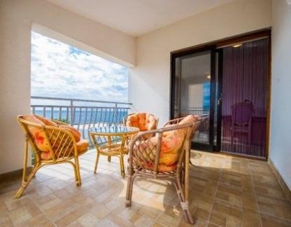 Apartman Dora (4+2), alloggi privati a Rogoznica, Croazia