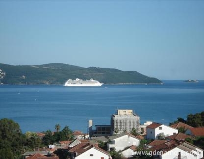 Igalo predivan apartman - povoljno!, Privatunterkunft im Ort Igalo, Montenegro