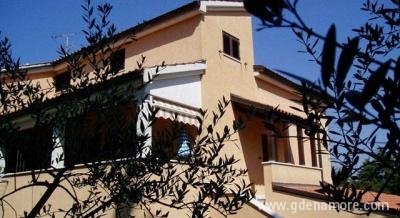 Apartman Ingrid , Privatunterkunft im Ort Poreč, Kroatien