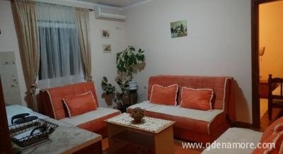 Apartmani Matea, Privatunterkunft im Ort Tivat, Montenegro