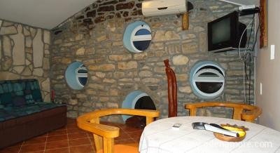Apartmani Kilibarda, privatni smeštaj u mestu Herceg Novi, Crna Gora