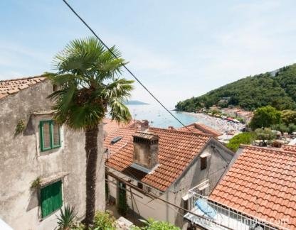 Apartmani Monika****, alloggi privati a Mo&scaron;ćenička Draga, Croazia - Pogled s balkona