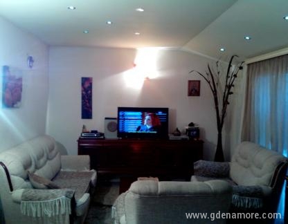 Apartmani Milosev, Privatunterkunft im Ort &Scaron;u&scaron;anj, Montenegro