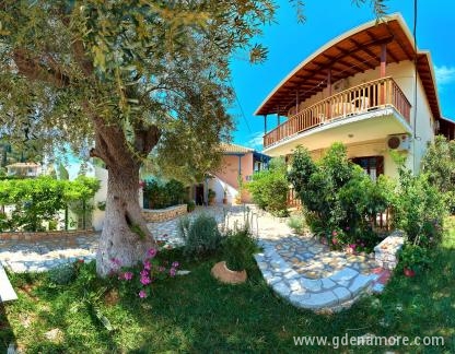 Afroditi Pansion, alloggi privati a Lefkada, Grecia - Afroditi entrance 