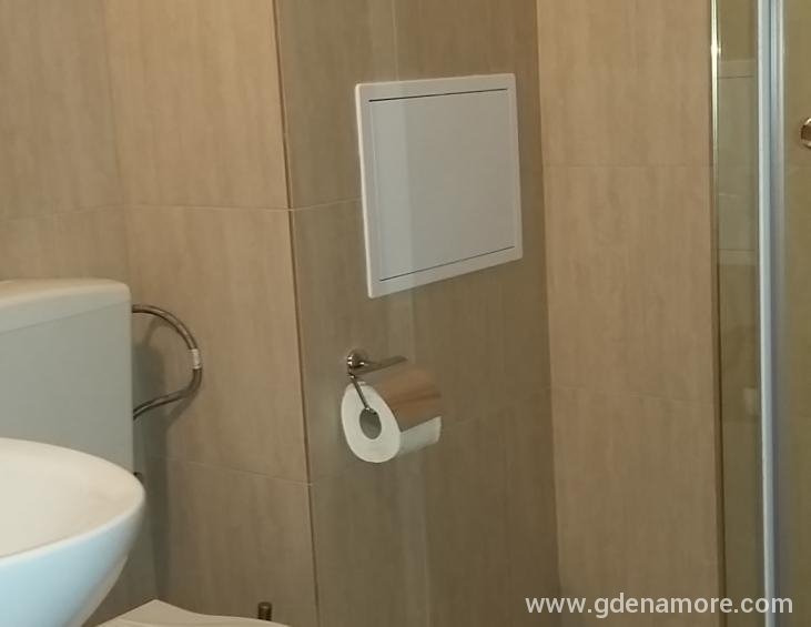 Apartment 2-bathroom