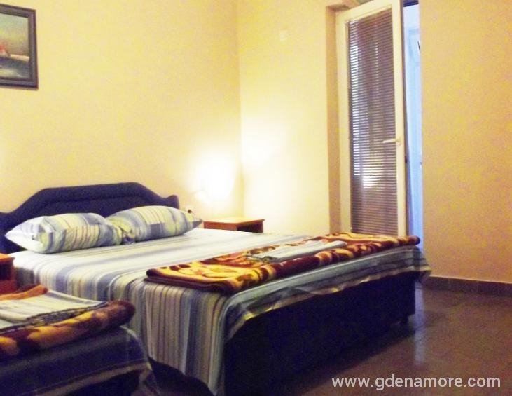  Trokrevetni apartmani 1 i 2