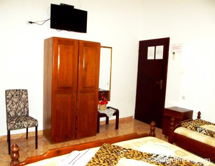   Trokrevetni apartman 9