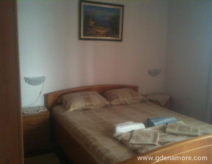 Dvo-tro apartman 5