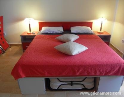 Studio apartmani Đuković, privat innkvartering i sted Buljarica, Montenegro