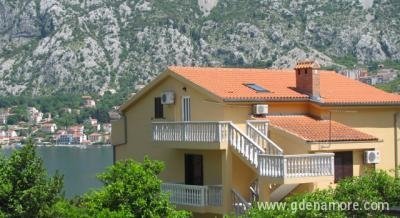  Apartmani i Sobe Lučić, Privatunterkunft im Ort Prčanj, Montenegro