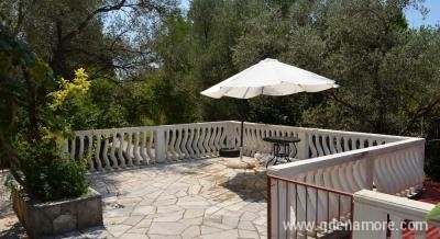 sprat kuce -  dvosoban stan, Privatunterkunft im Ort Tivat, Montenegro