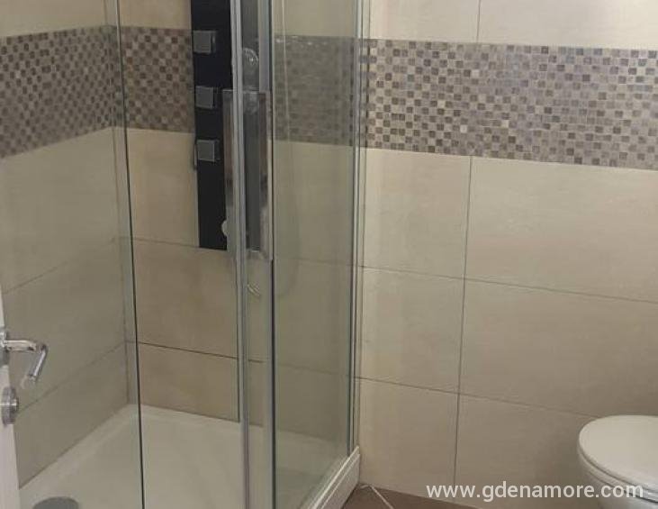 Bathroom - shower with hydro-massage 