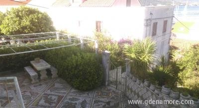 Korkyra, Privatunterkunft im Ort Korčula, Kroatien