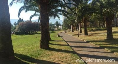Sobe i apartman 3 minuta do plaze, Privatunterkunft im Ort Budva, Montenegro