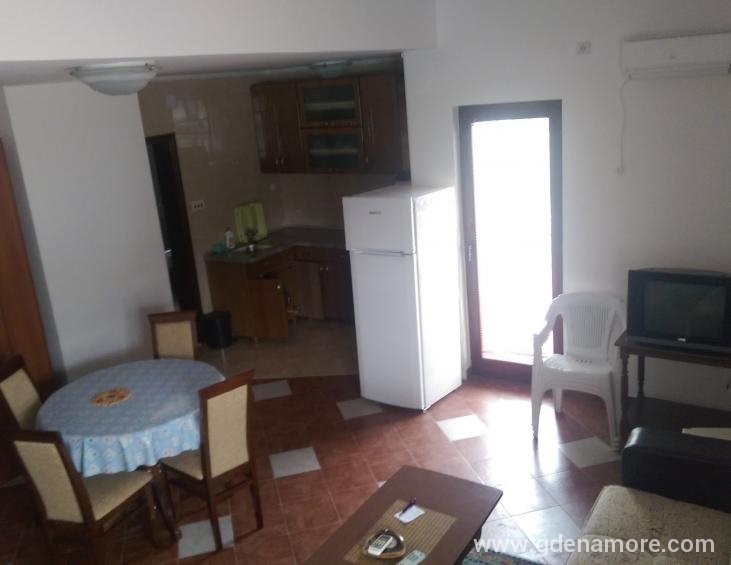 Apartman 4