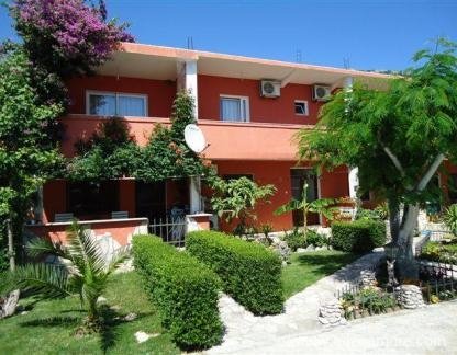 Apartmani u Sutomoru, Частный сектор жилья Сутоморе, Черногория - objekat