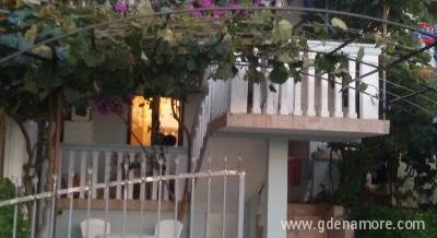 Aparmani Mitrovic Dobre Vode, Privatunterkunft im Ort Dobre Vode, Montenegro