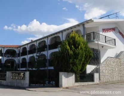 Pegasus Hotel, Частный сектор жилья Hanioti, Греция