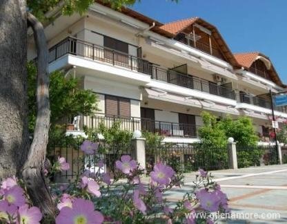 Melachrini Apartments, Privatunterkunft im Ort Nea Vrasna, Griechenland
