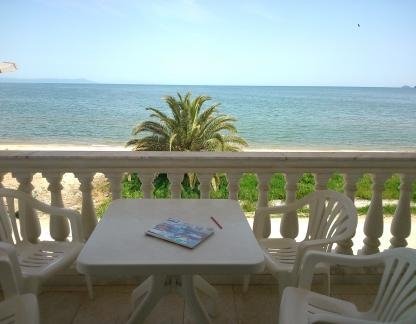 Paralia Vrasna House, Privatunterkunft im Ort Paralia, Griechenland