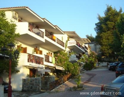 Sarizas Apartments, Privatunterkunft im Ort Siviri, Griechenland