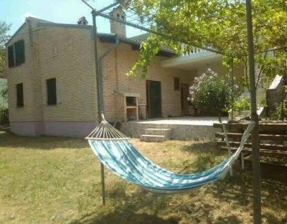 Holiday Home Bratica, Частный сектор жилья Ульцинь, Черногория - Holiday Home Bratica