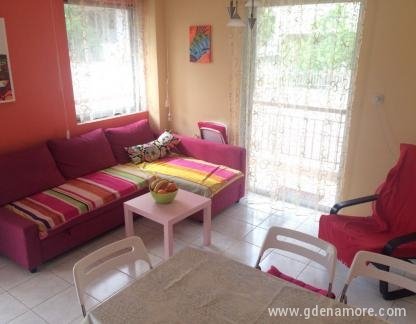 Grekos Apartments, Privatunterkunft im Ort Nea Kallikratia, Griechenland