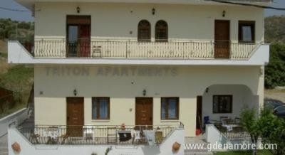Triton Apartments, Privatunterkunft im Ort Nea Skioni, Griechenland