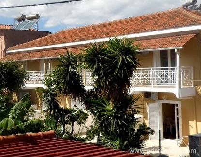 VILA IONIAN COLORS, alloggi privati a Zakynthos, Grecia