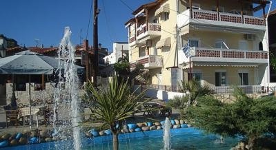 VILA PERISTERIANOS, Privatunterkunft im Ort Nea Skioni, Griechenland