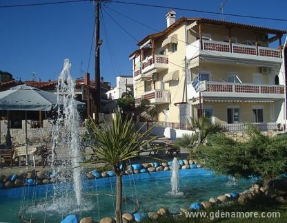 VILA PERISTERIANOS, privatni smeštaj u mestu Nea Skioni, Grčka