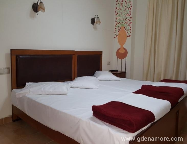 VILA NARCIS, Olympic Beach