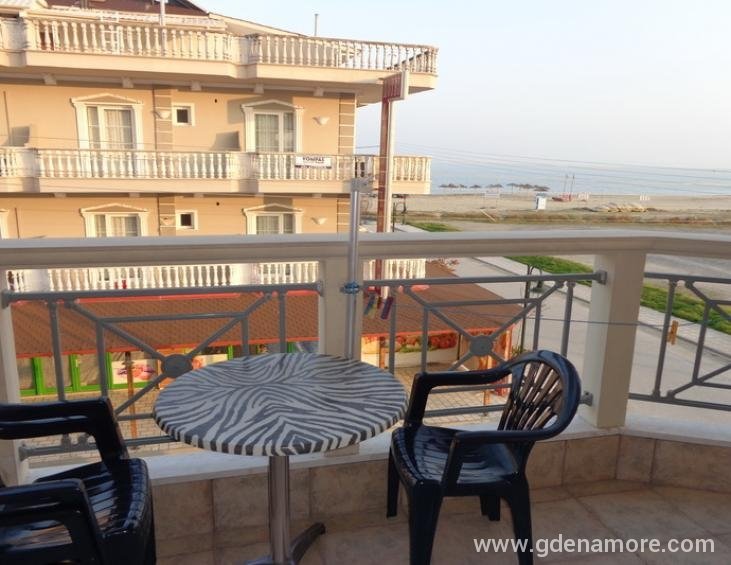 VILA JANIS, Olympic Beach