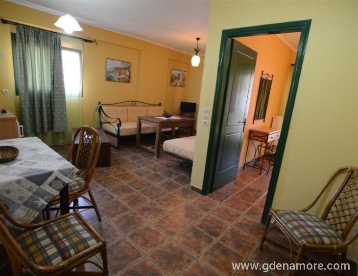 Vila Katero ex Parasole Sivota