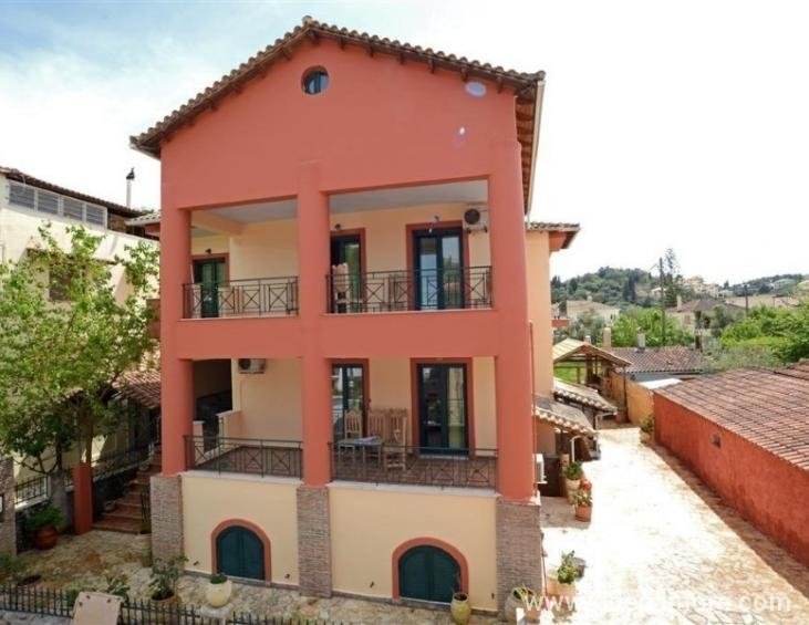 Vila Katero ex Parasole Sivota