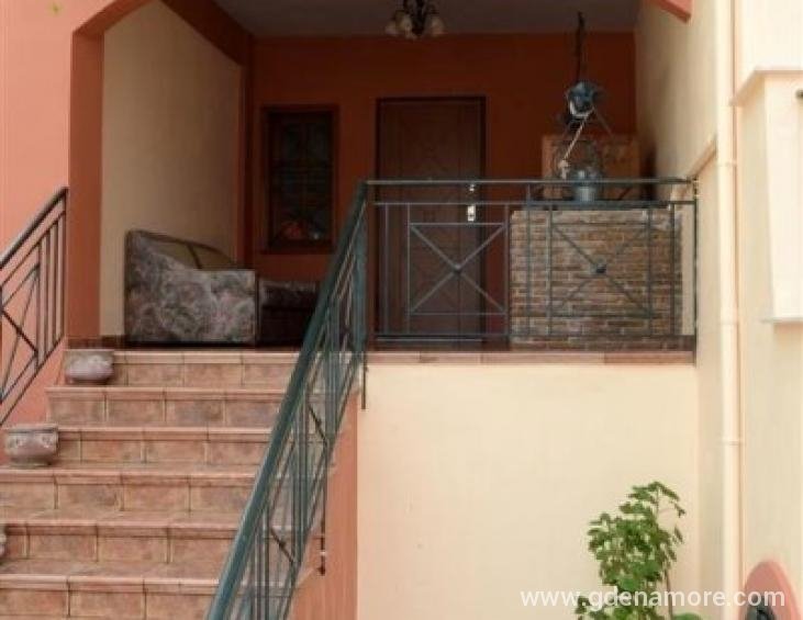 Vila Katero ex Parasole Sivota