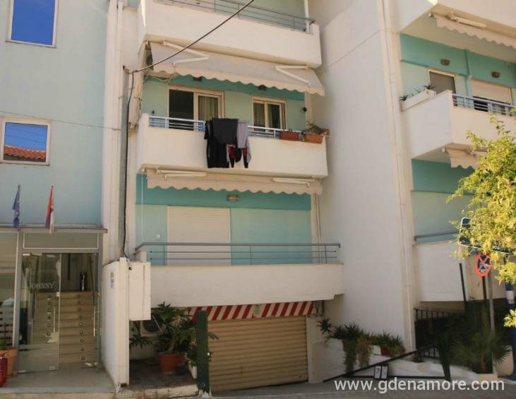 VILA J&J, Pefkohori