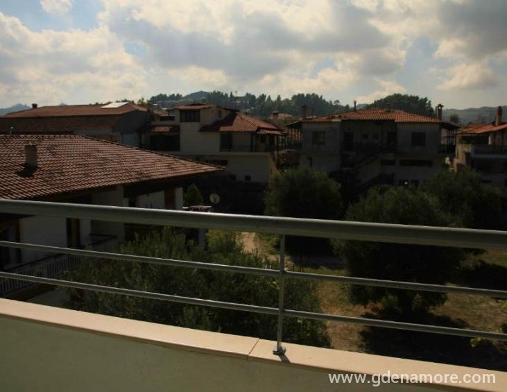 VILA J&J, Pefkohori
