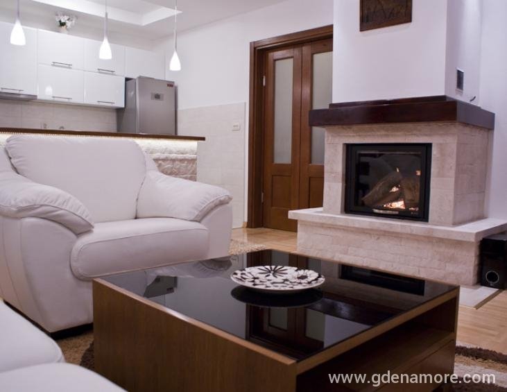 Superior apartman sa tri spavace sobe i pogledom n