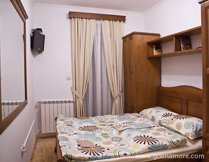 Superior apartman sa tri spavace sobe i pogledom n